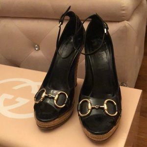 ⭐️Authentic Gucci Black Patent Wedge Espadrilles⭐️